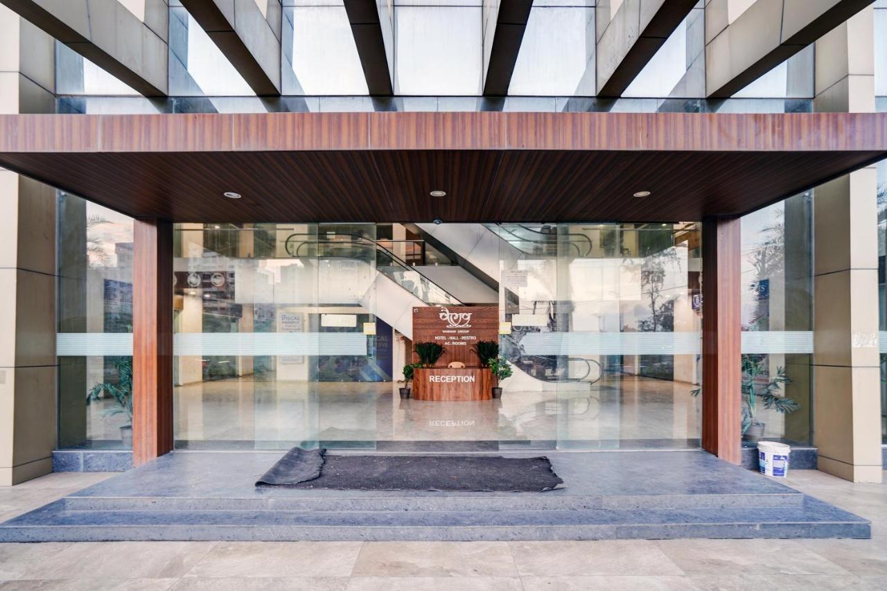 Townhouse Oak Hotel Vaibhav سورات المظهر الخارجي الصورة
