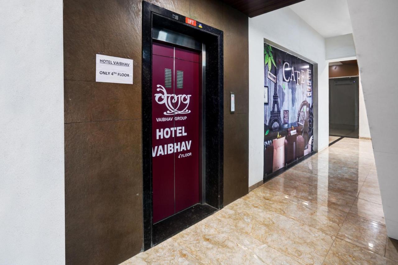 Townhouse Oak Hotel Vaibhav سورات المظهر الخارجي الصورة